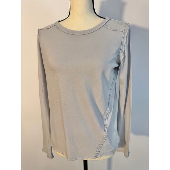 Free People We the Free Raw Seam Gray Top Long Sleeve Tee T-shirt Size M - Picture 1 of 6